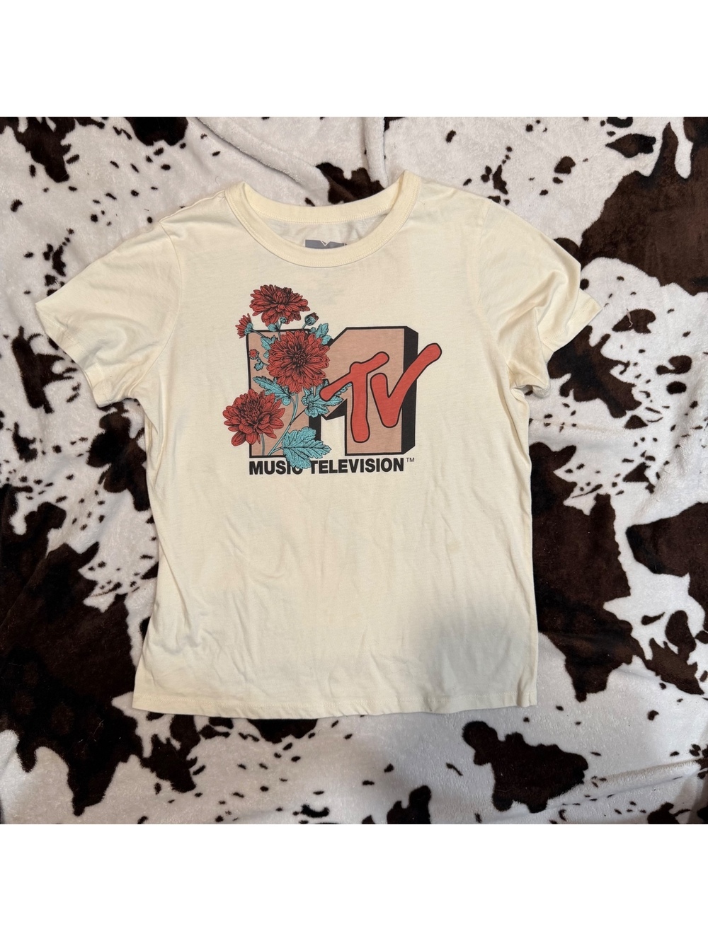 MTV Floral Logo Graphic Tee Cream Short Sleeve T-Shirt Women’s Small